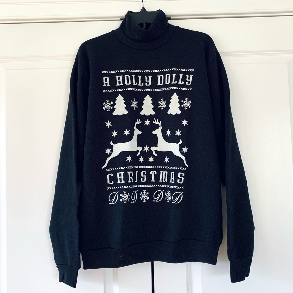 Holly Dolly Christmas Sweatshirt black fleece pullover Dolly Parton